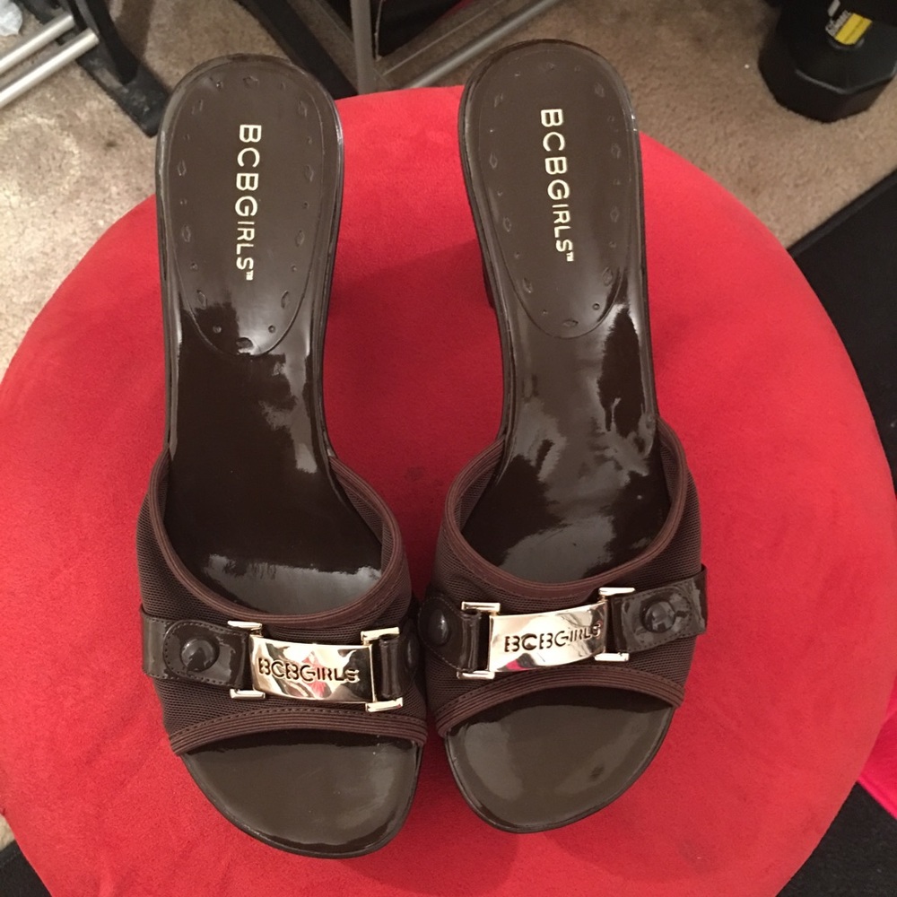 BCBG chocolate heels